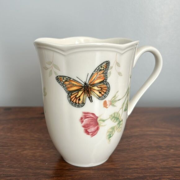 Lenox Butterfly Meadow Monarch Coffee Tea Mug - Picture 1 of 6